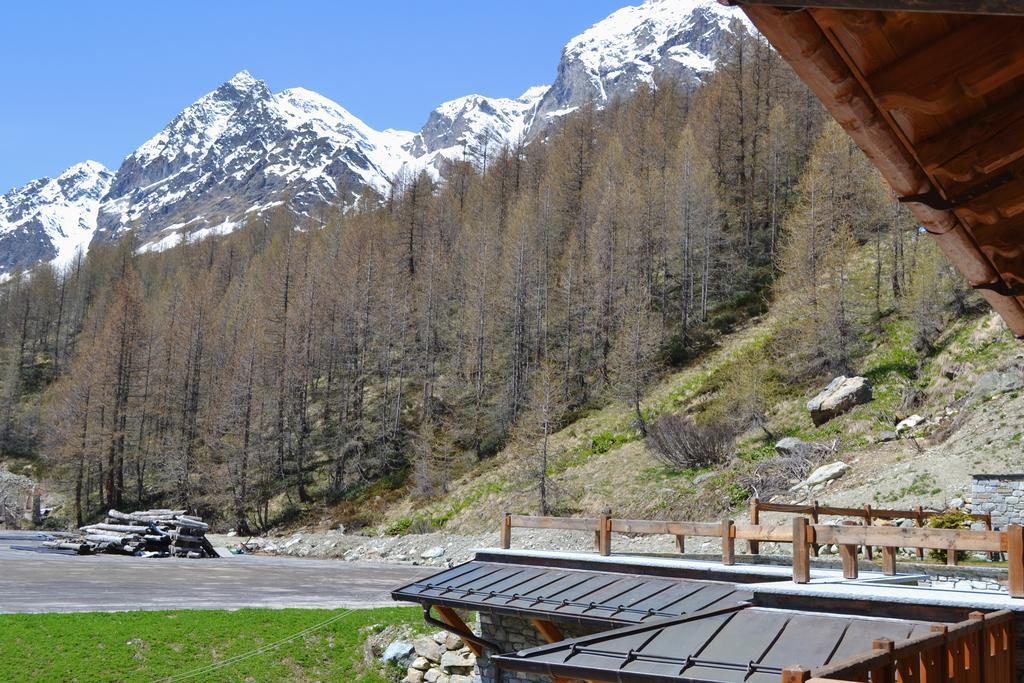 Maison Carrel Elegant 4 Breuil-Cervinia Exterior photo